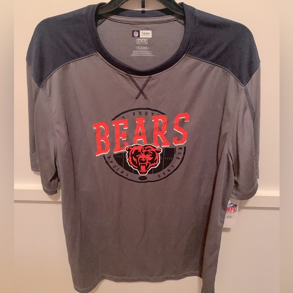 NWT Chicago Bears Tee - Picture 2 of 10